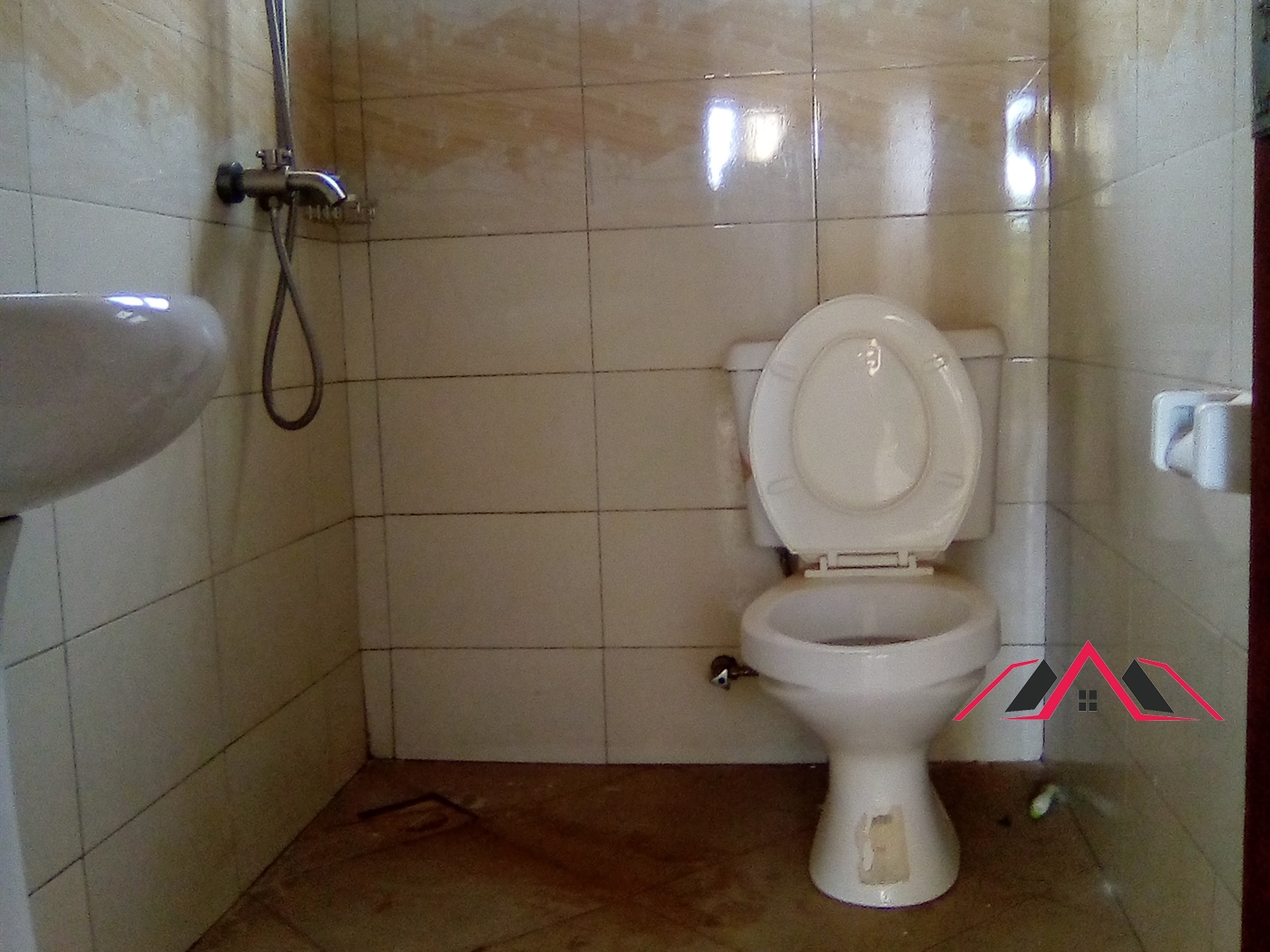 Semi Detached for rent in Kisaasi Kampala