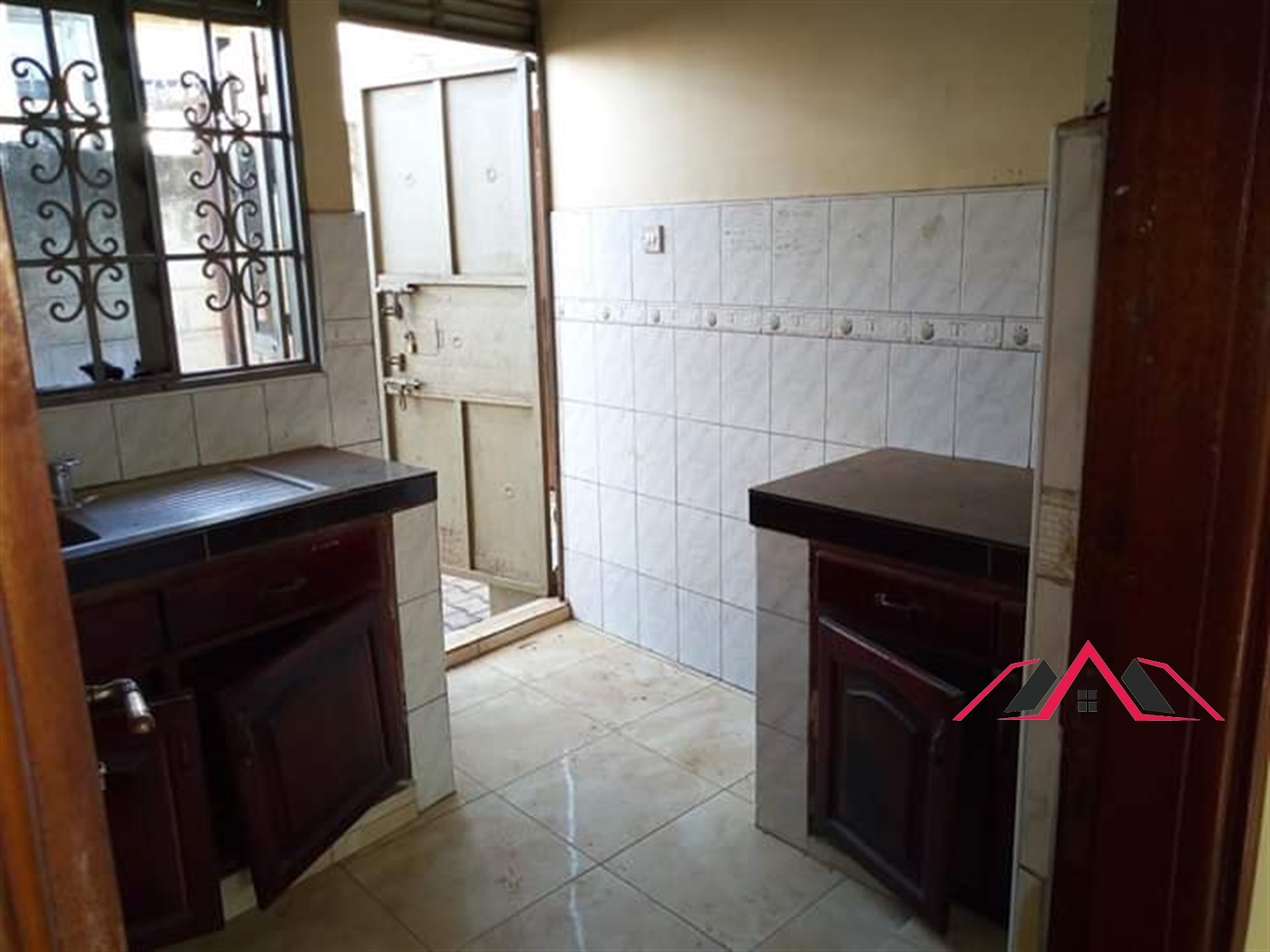 Semi Detached for rent in Najjera Kampala