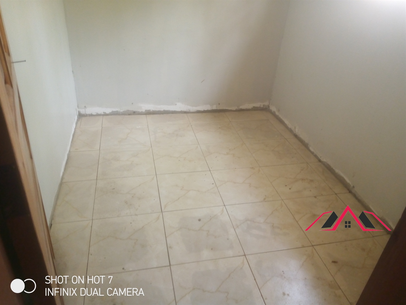 Bungalow for rent in Kyaliwajjala Kampala