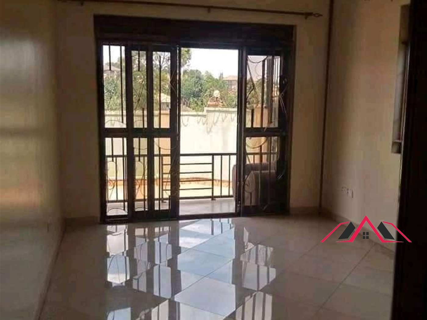 Semi Detached for rent in Kisaasi Kampala