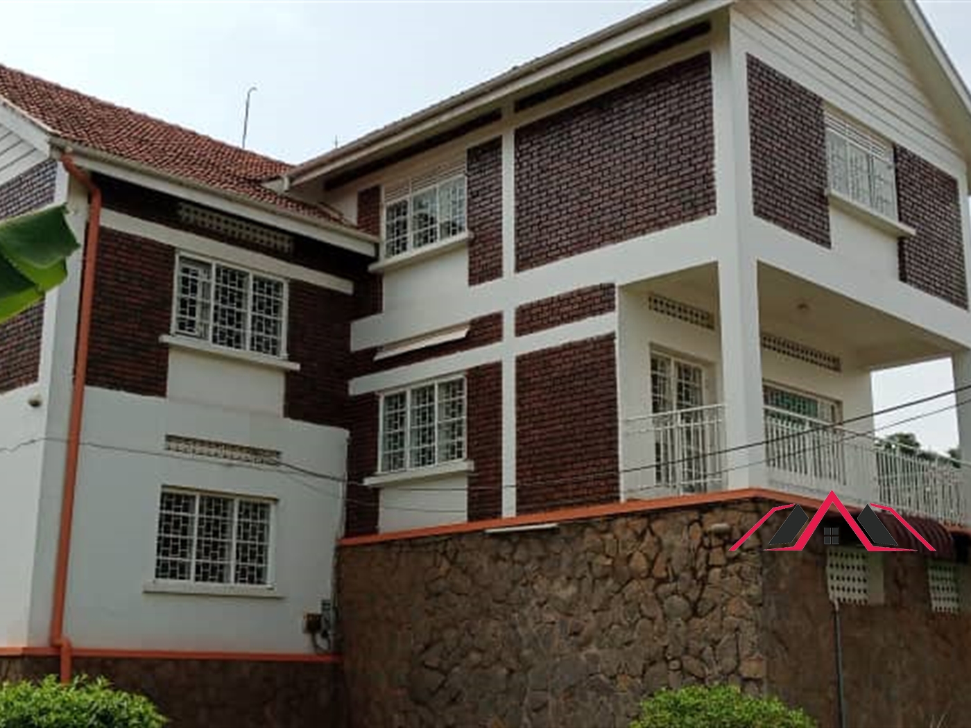 Duplex for rent in Nakesero Kampala