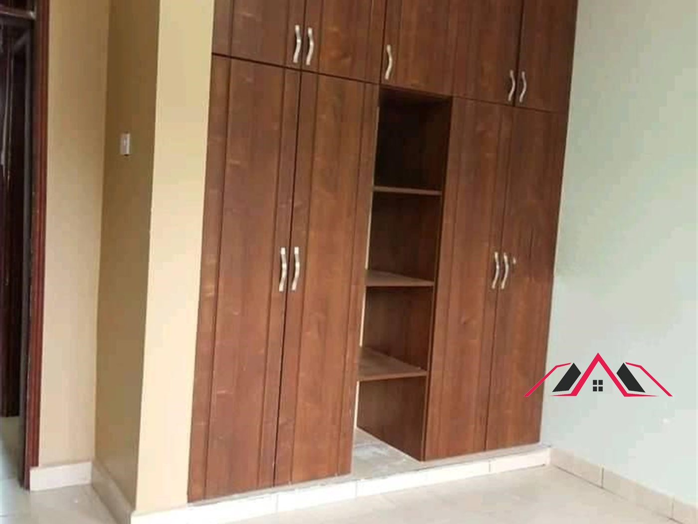 Apartment for rent in Kisaasi Kampala