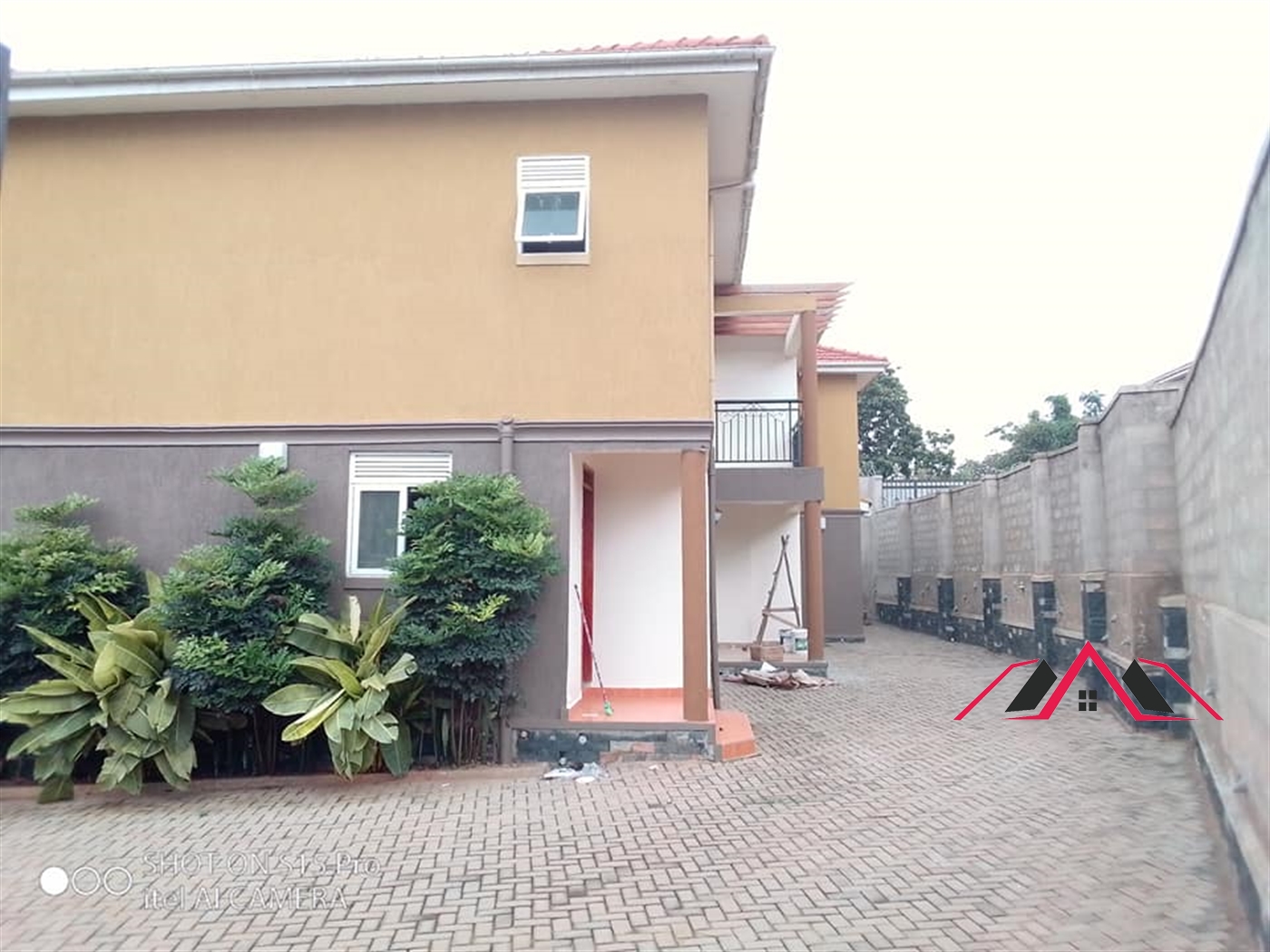 Storeyed house for rent in Mbuya Kampala