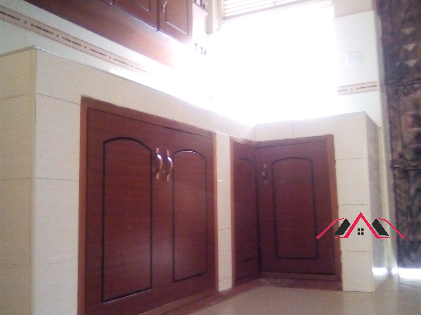 Semi Detached for rent in Najjera Kampala