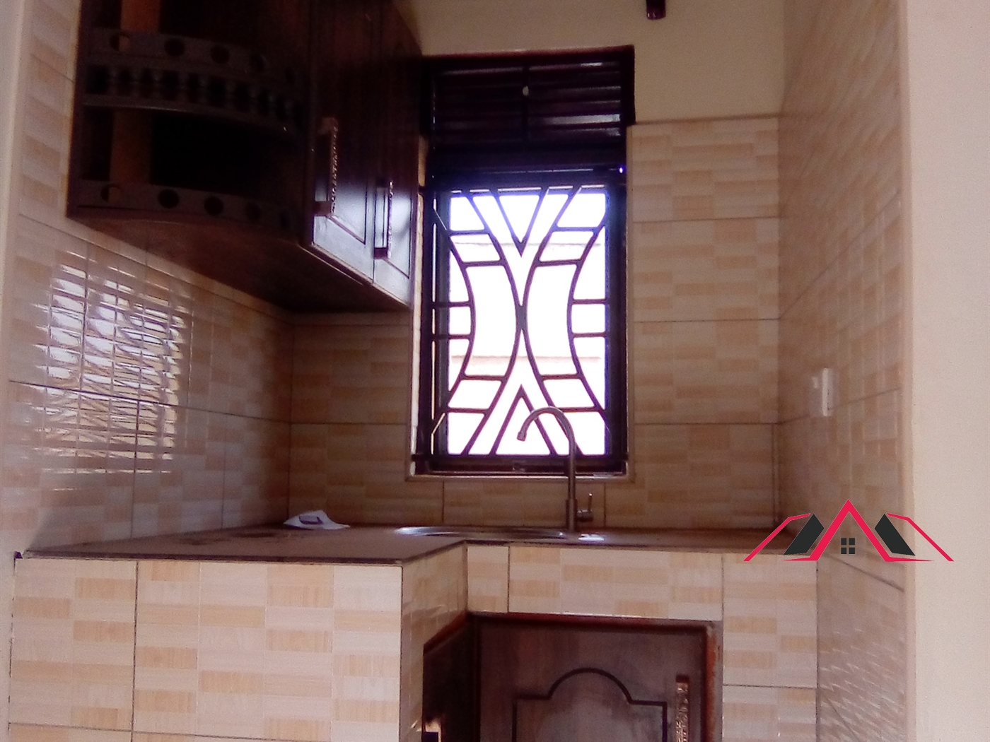 Semi Detached for rent in Kisaasi Kampala