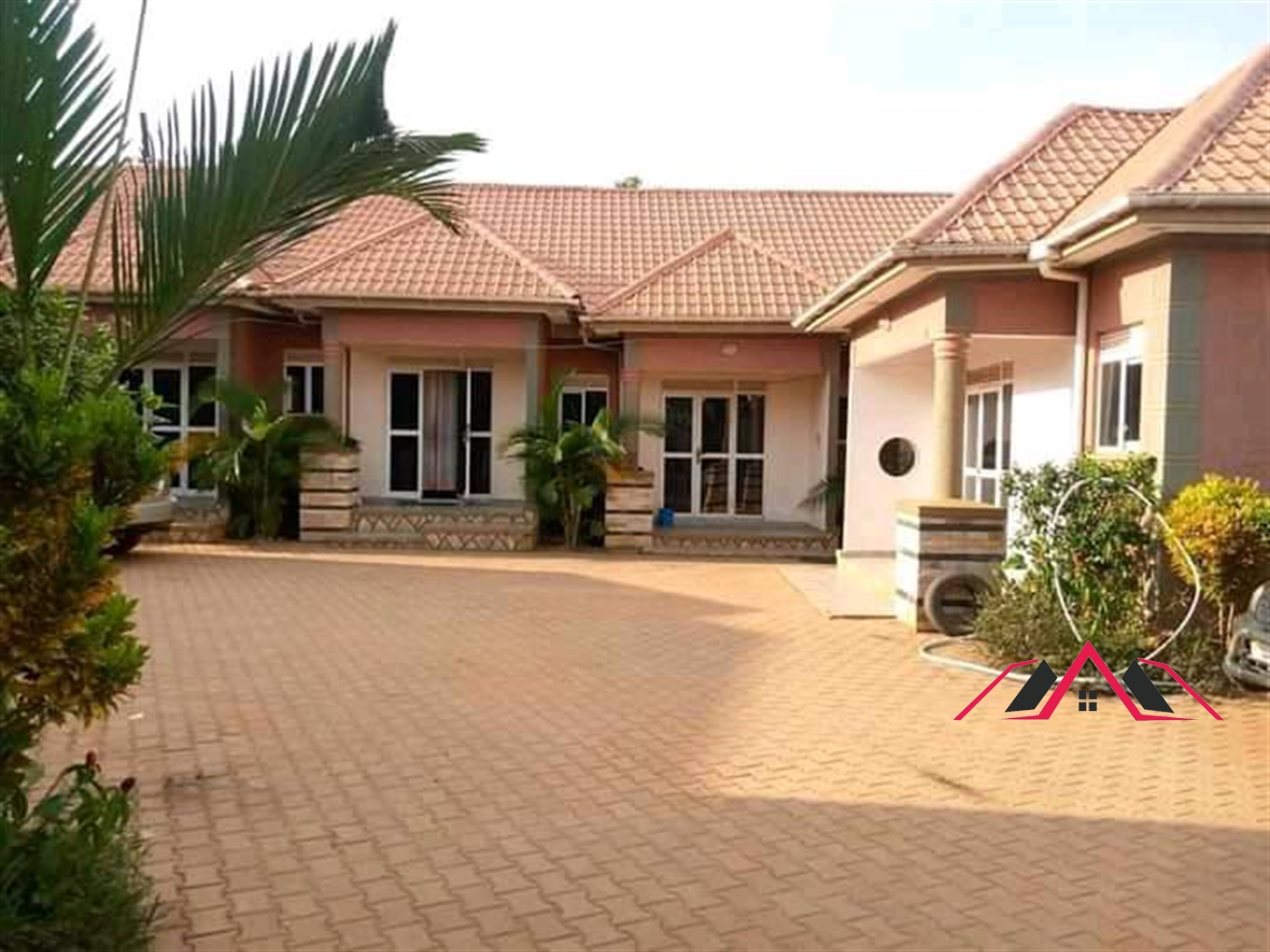 Semi Detached for rent in Kisaasi Kampala