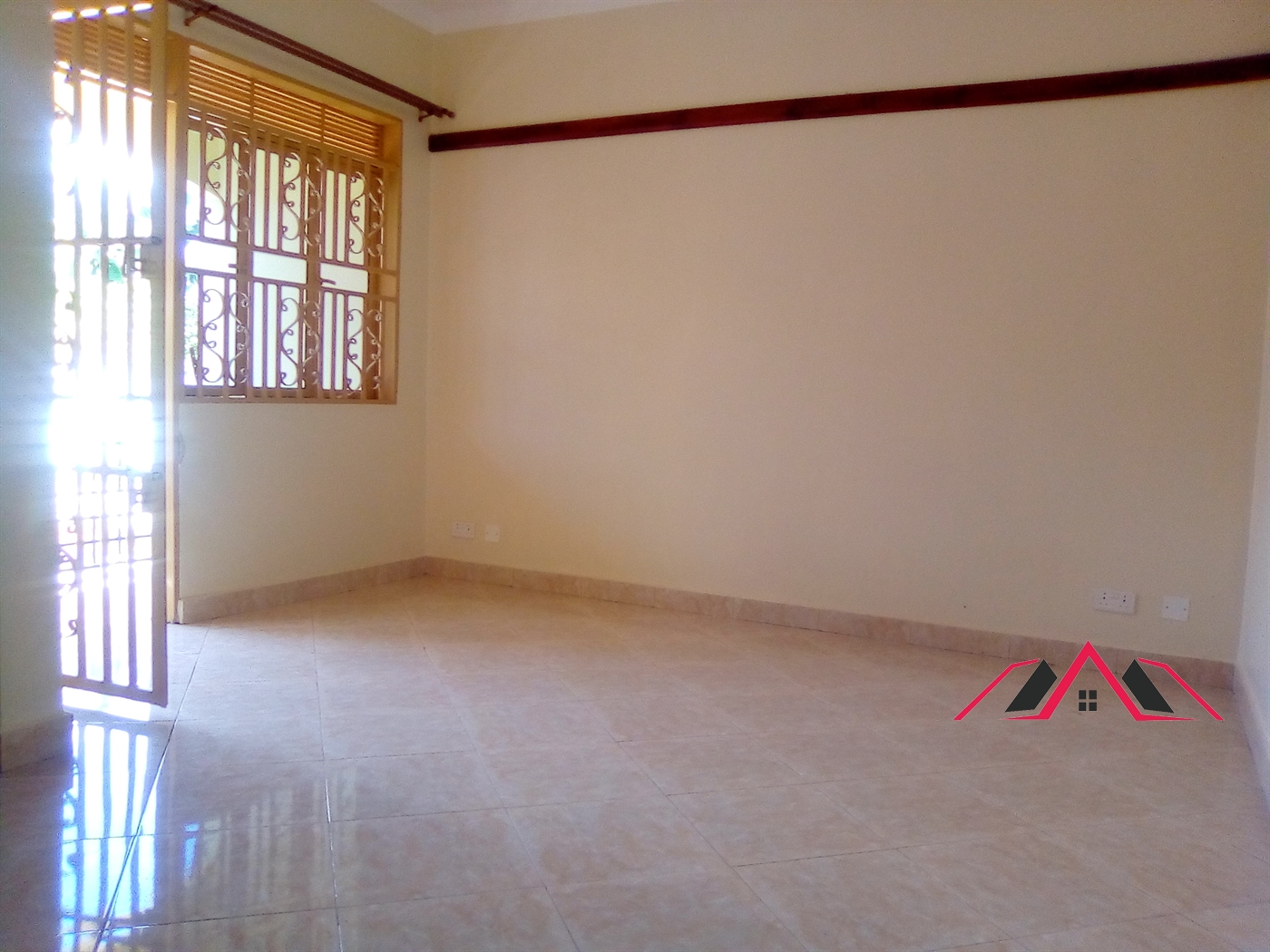 Semi Detached for rent in Kyaliwajjala Kampala