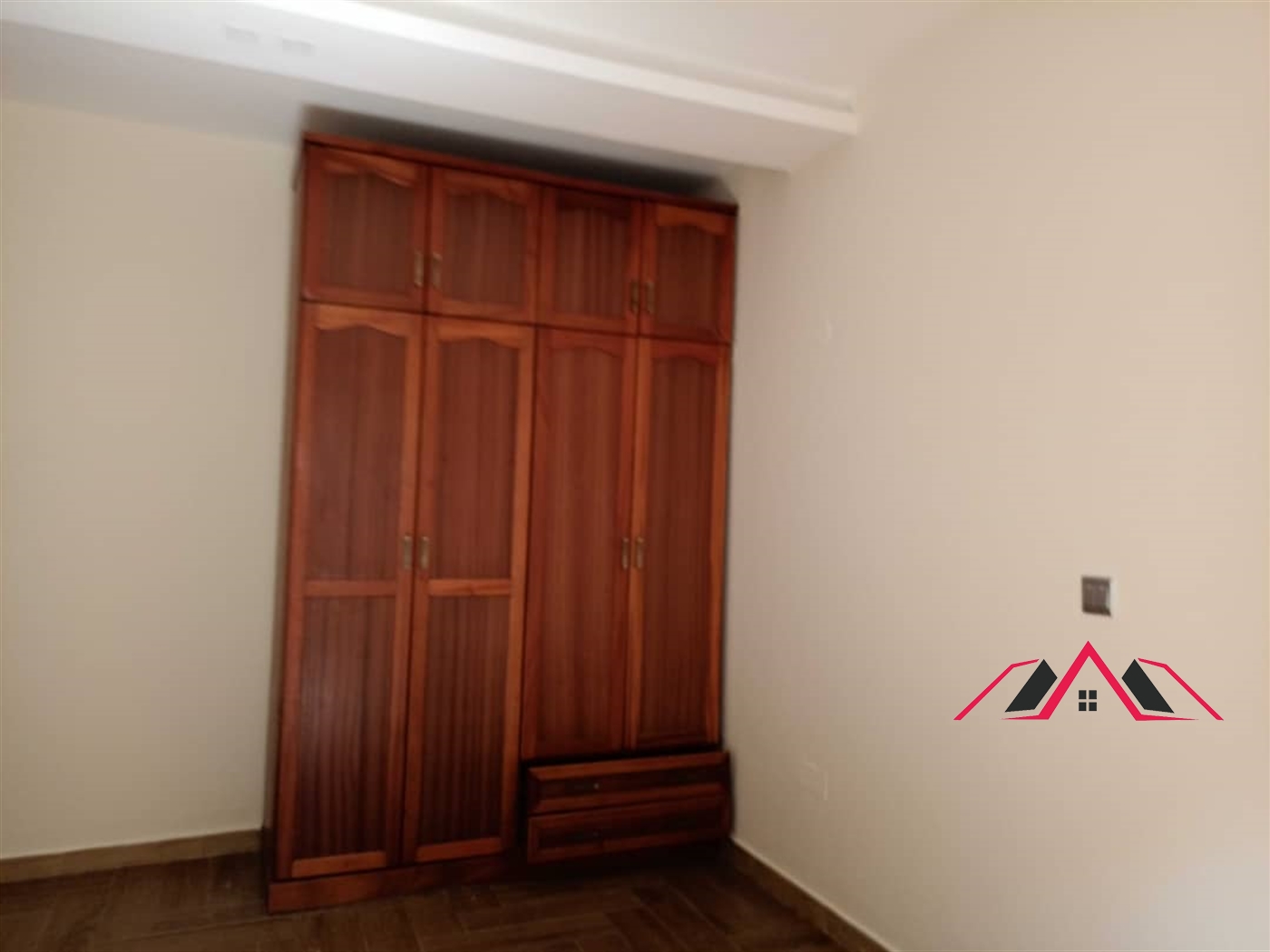 Duplex for rent in Munyonyo Kampala