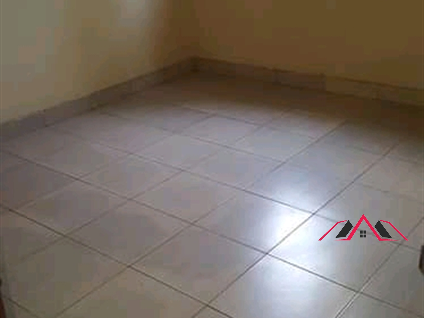 Semi Detached for rent in Kisaasi Kampala