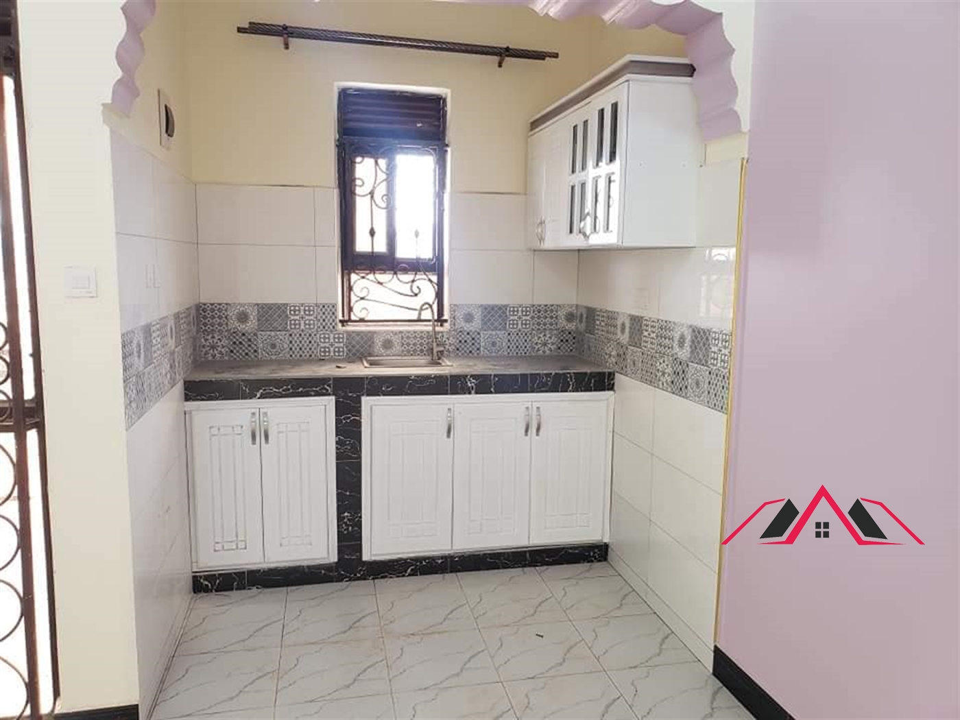 Apartment for rent in Kisaasi Kampala