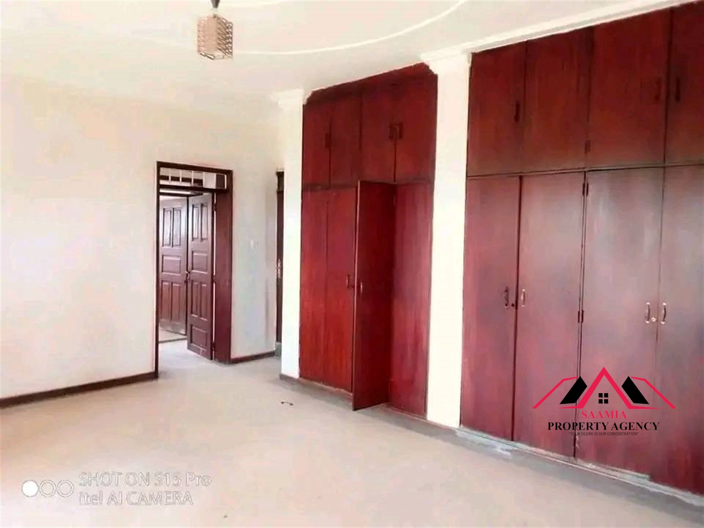 Storeyed house for rent in Bugoloobi Kampala