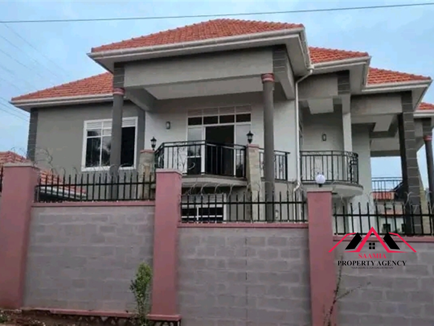 Storeyed house for rent in Bwebajja Kampala