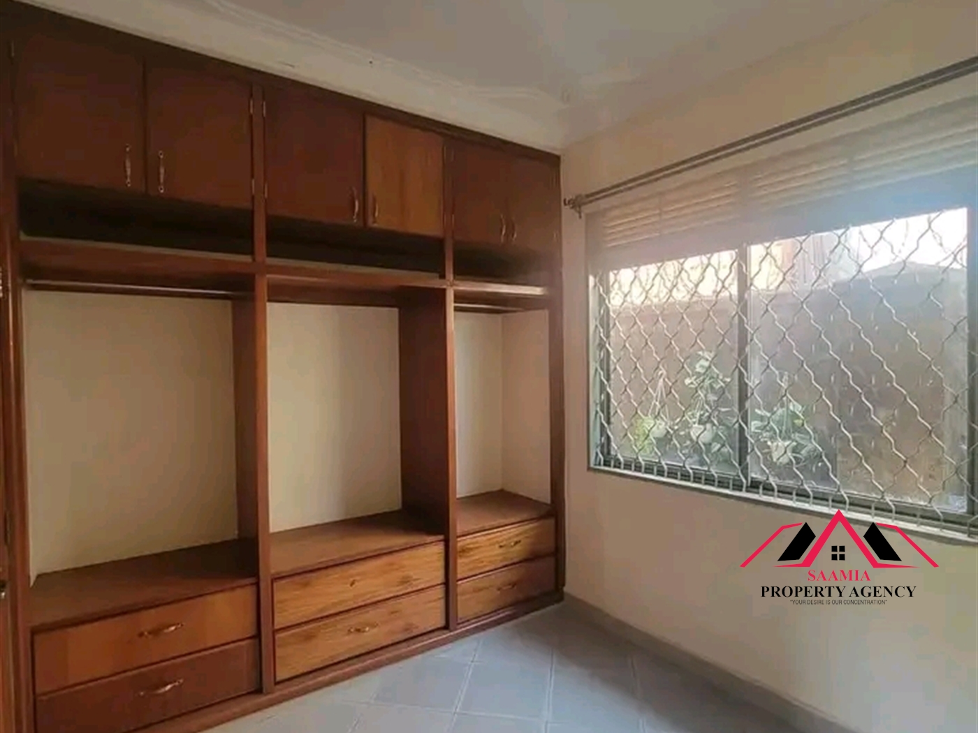 Semi Detached for rent in Kisaasi Kampala