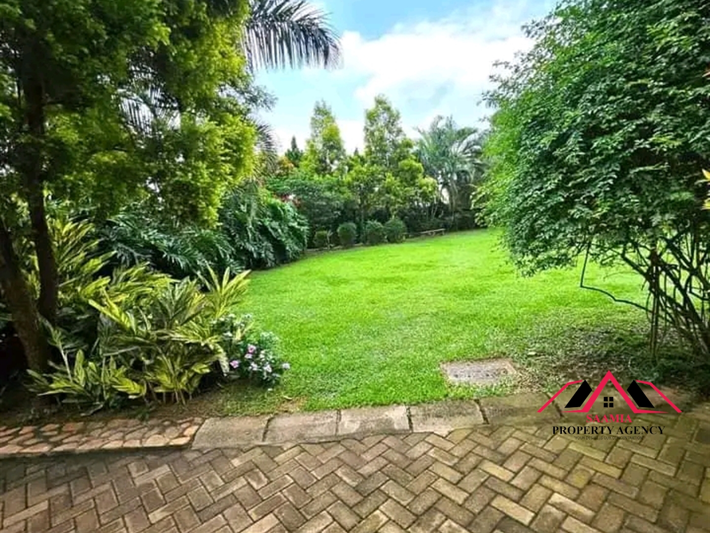 Mansion for sale in Ggaba Kampala