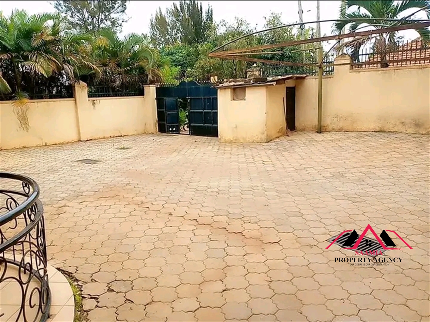 Bungalow for rent in Naalya Kampala