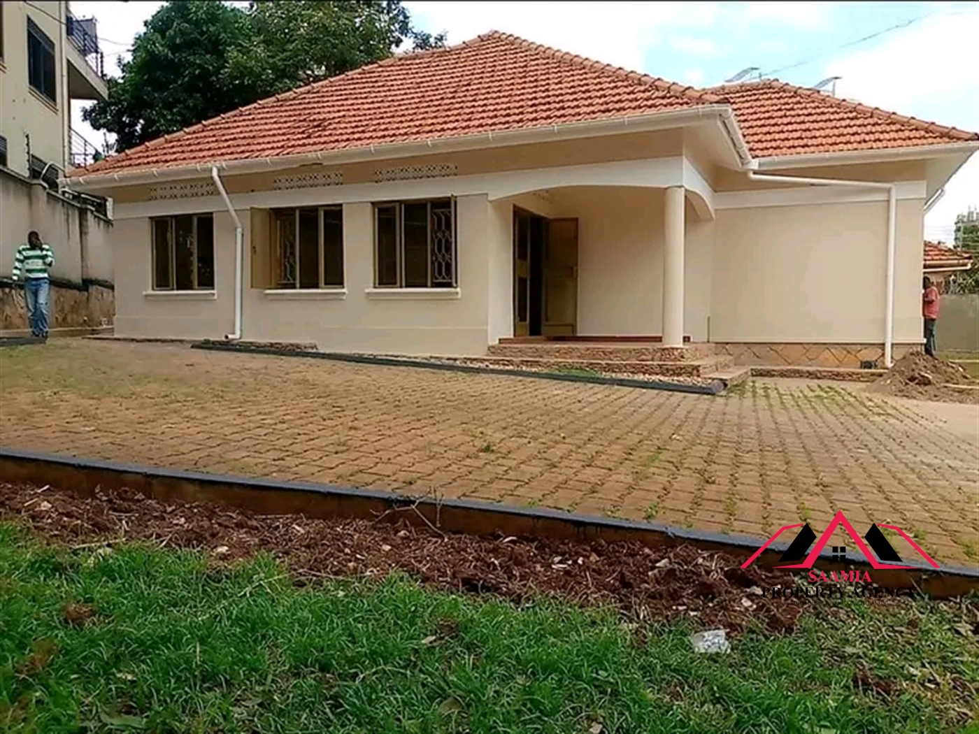 Bungalow for rent in Naalya Kampala