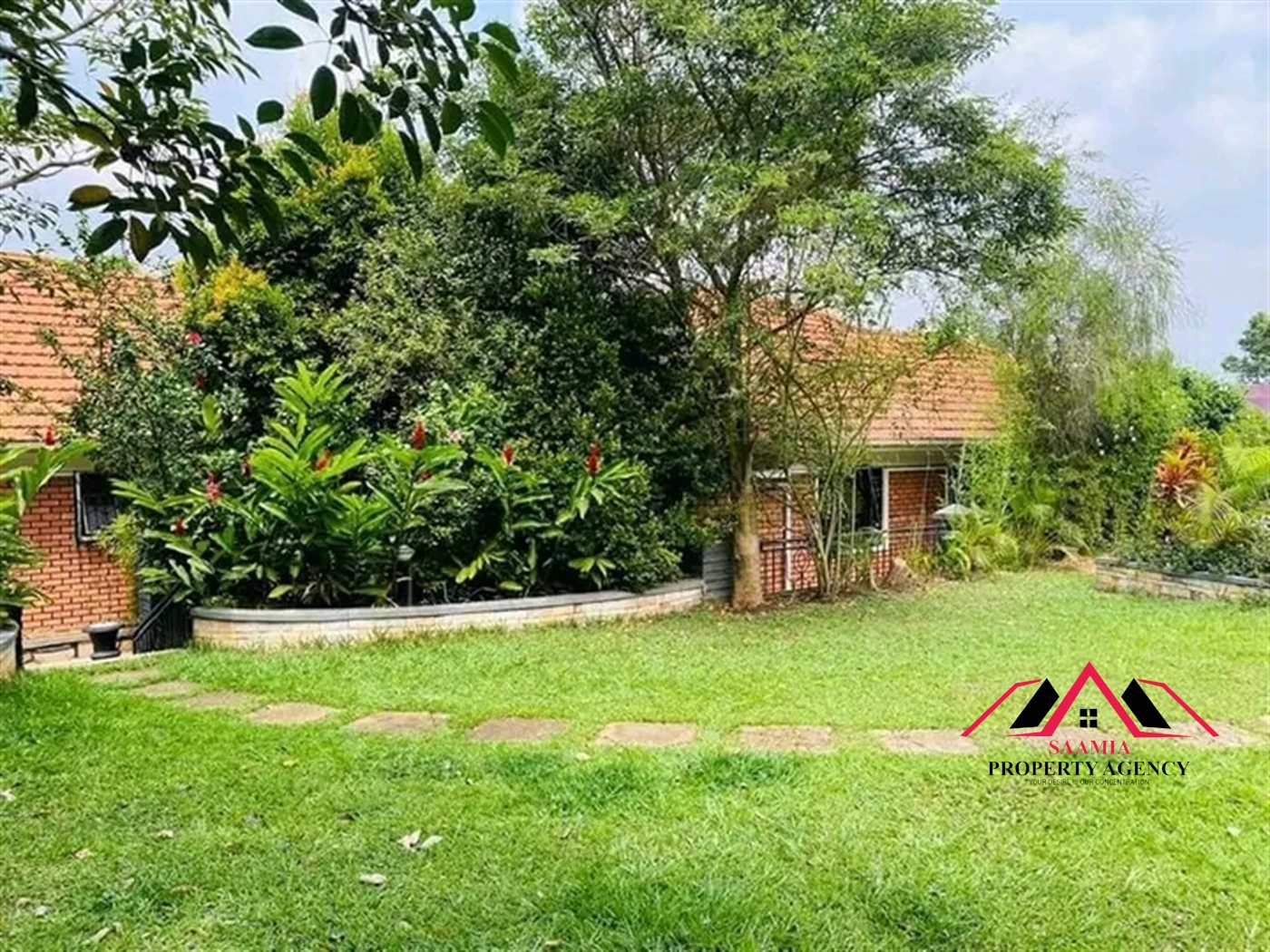 Bungalow for sale in Mutungo Kampala