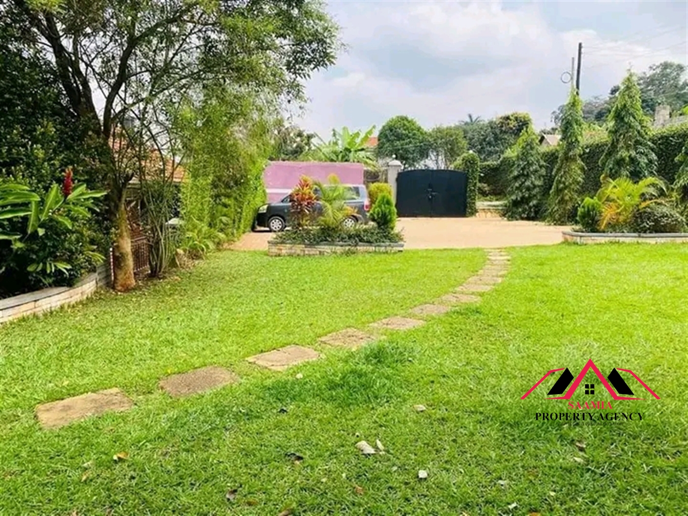 Bungalow for sale in Mutungo Kampala