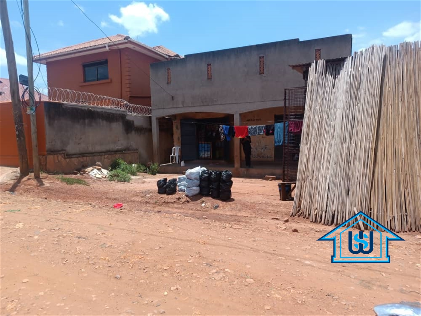 Shop for sale in Najjera Wakiso