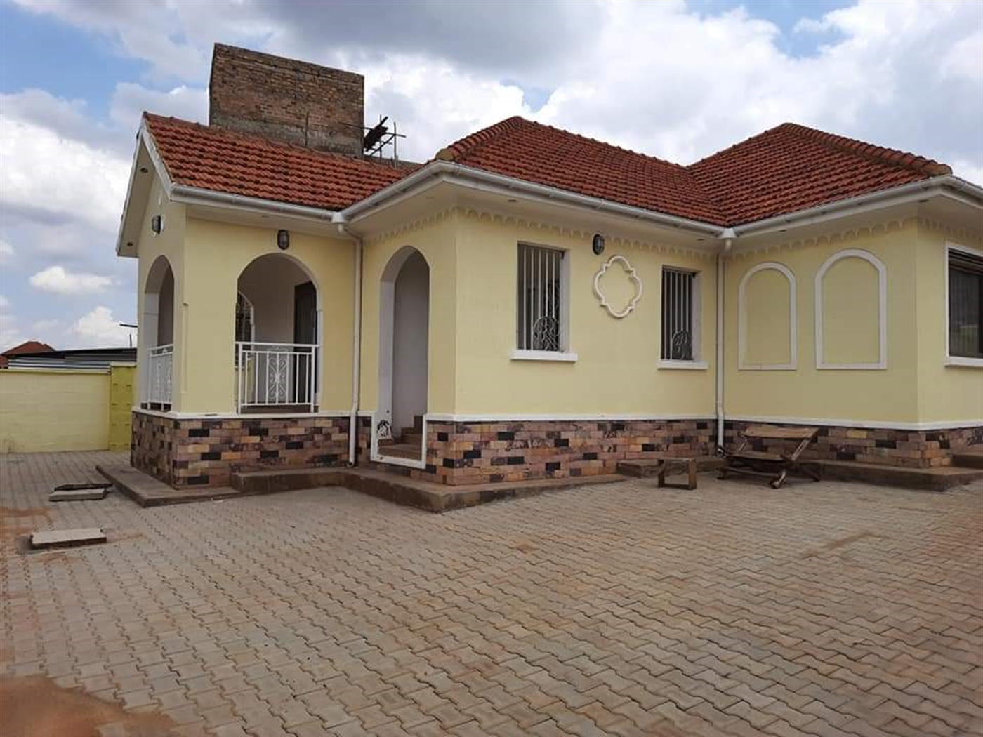 Bungalow for sale in Kira Wakiso