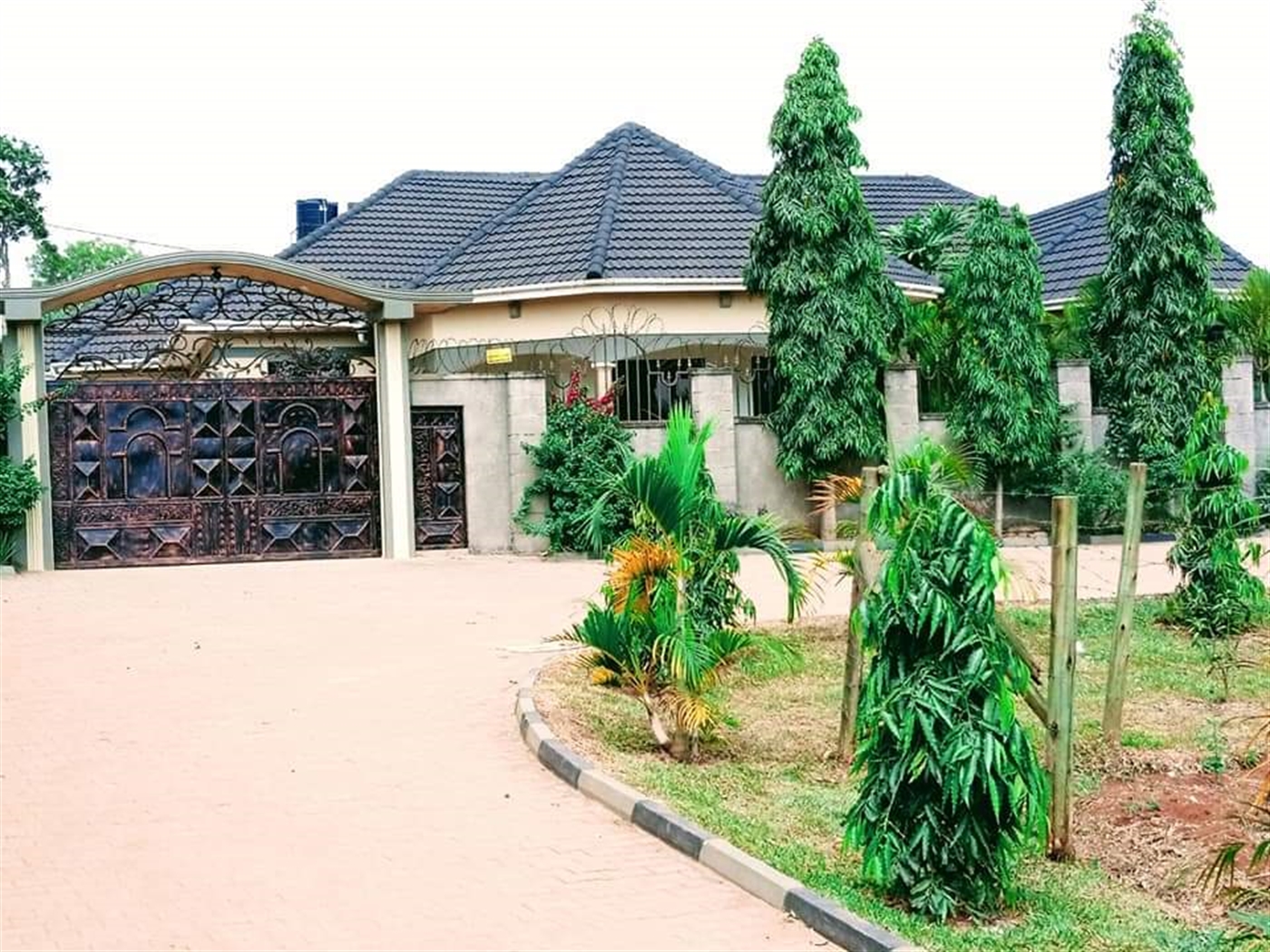 Bungalow for sale in Bweyogerere Wakiso