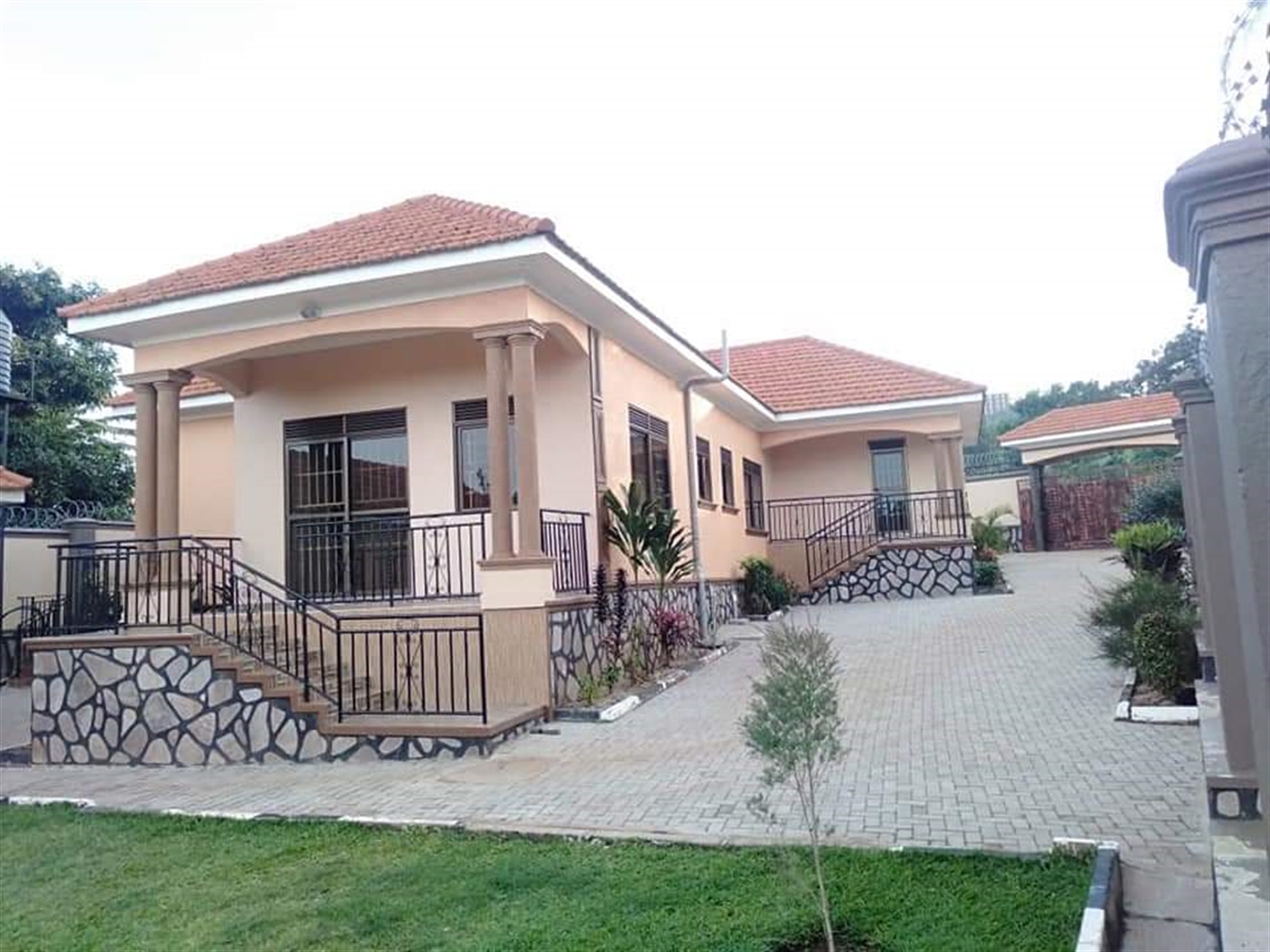 Bungalow for sale in Bwebajja Kampala