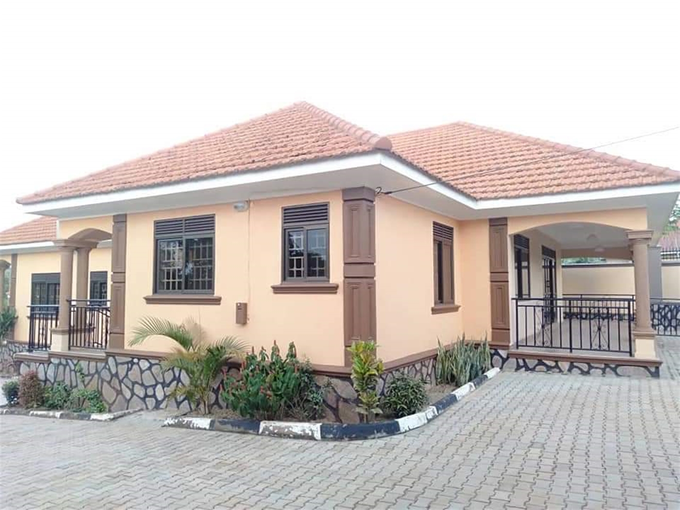 Bungalow for sale in Bwebajja Kampala