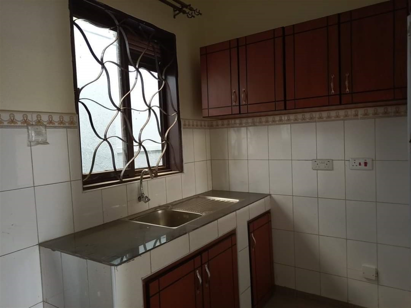 Bungalow for rent in Mpererwe Kampala