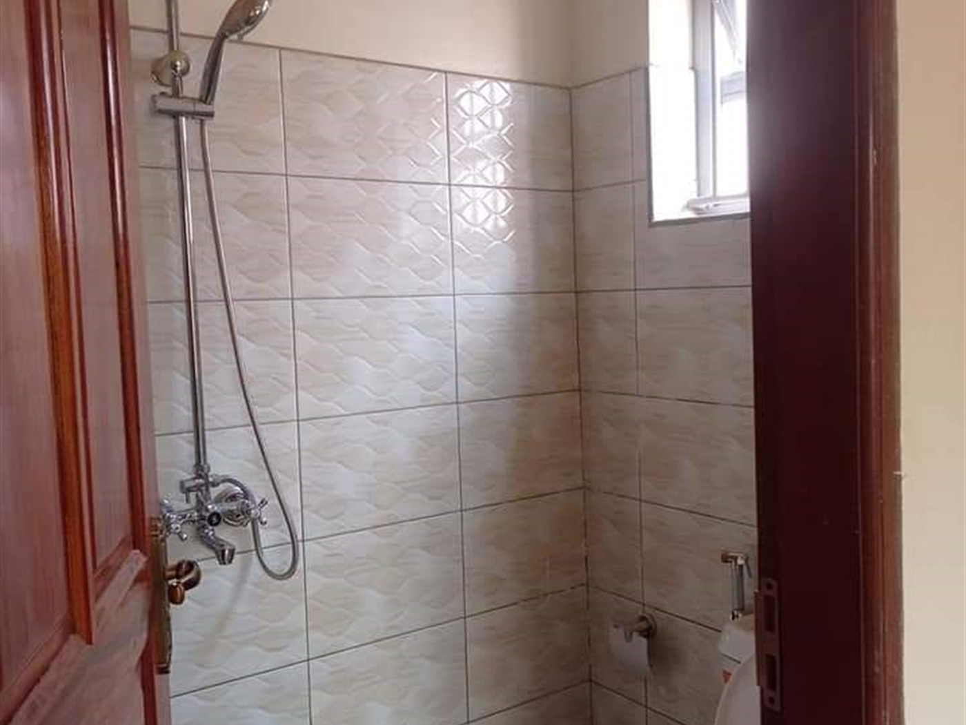 Apartment for rent in Kiwaatule Kampala