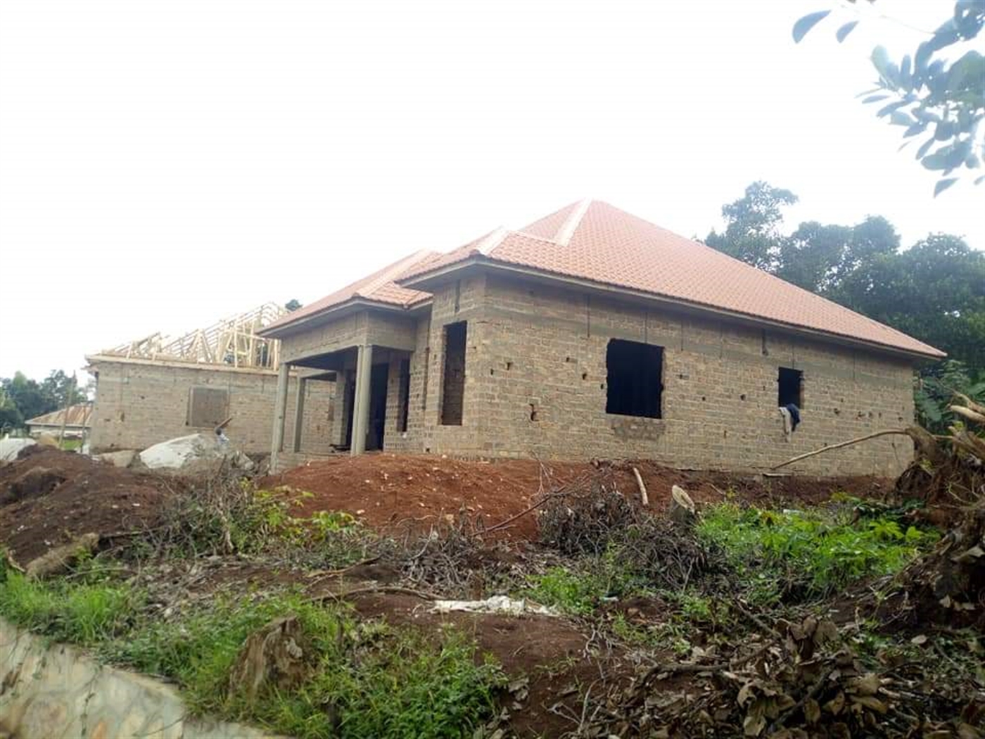 Shell House for sale in Namugongo Wakiso