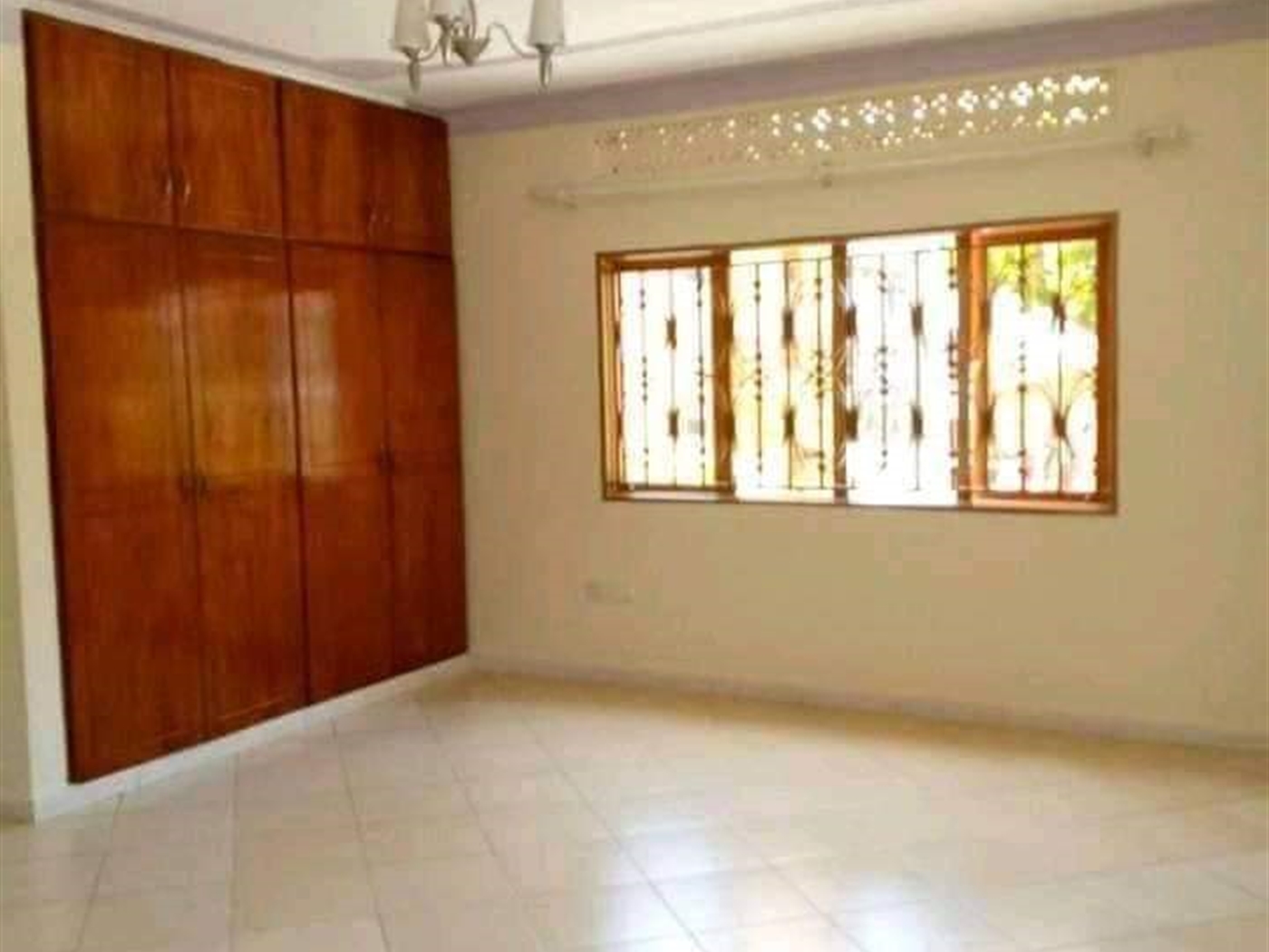 Bungalow for rent in Mpererwe Kampala