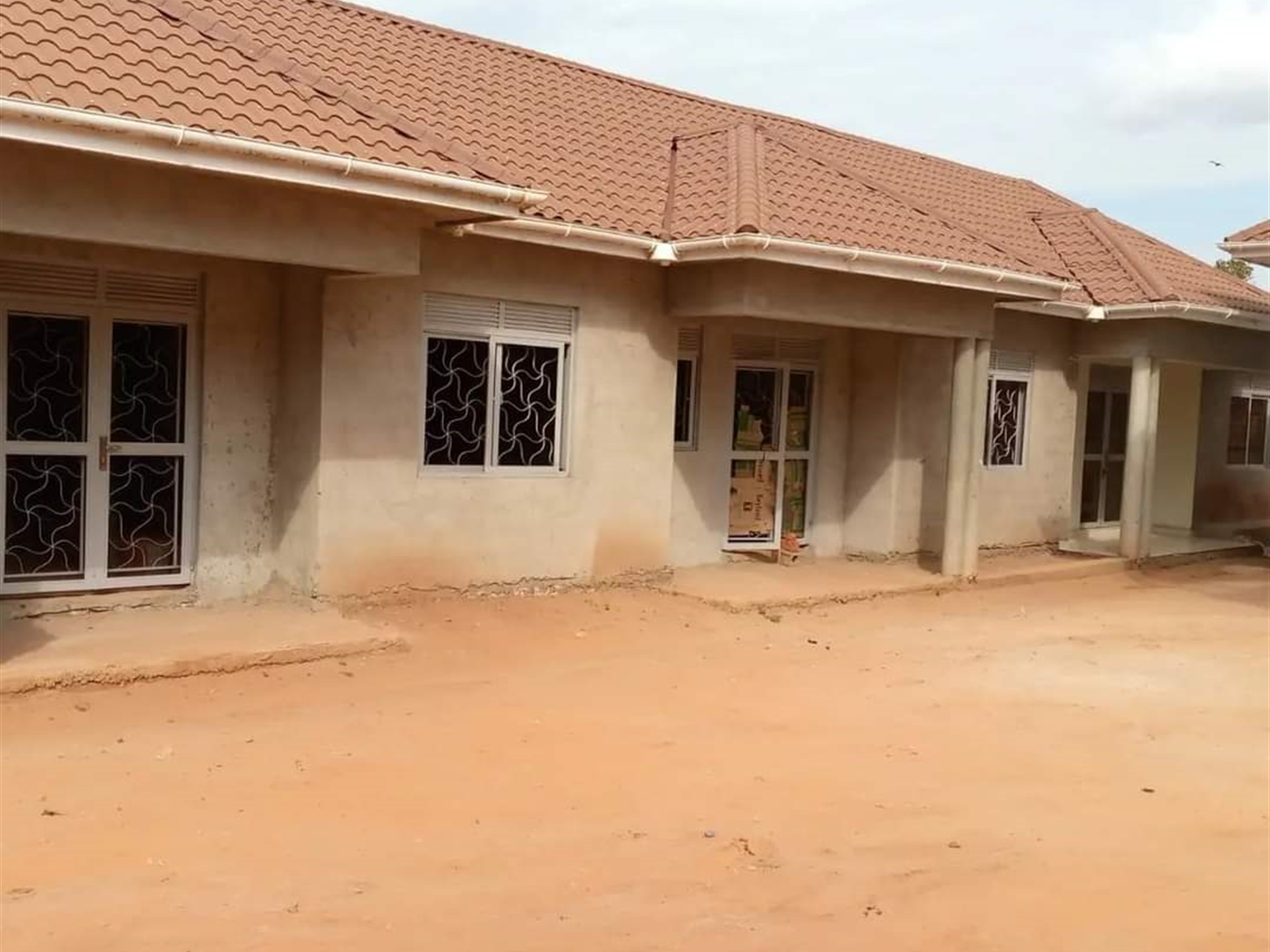 Duplex for sale in Komamboga Kampala