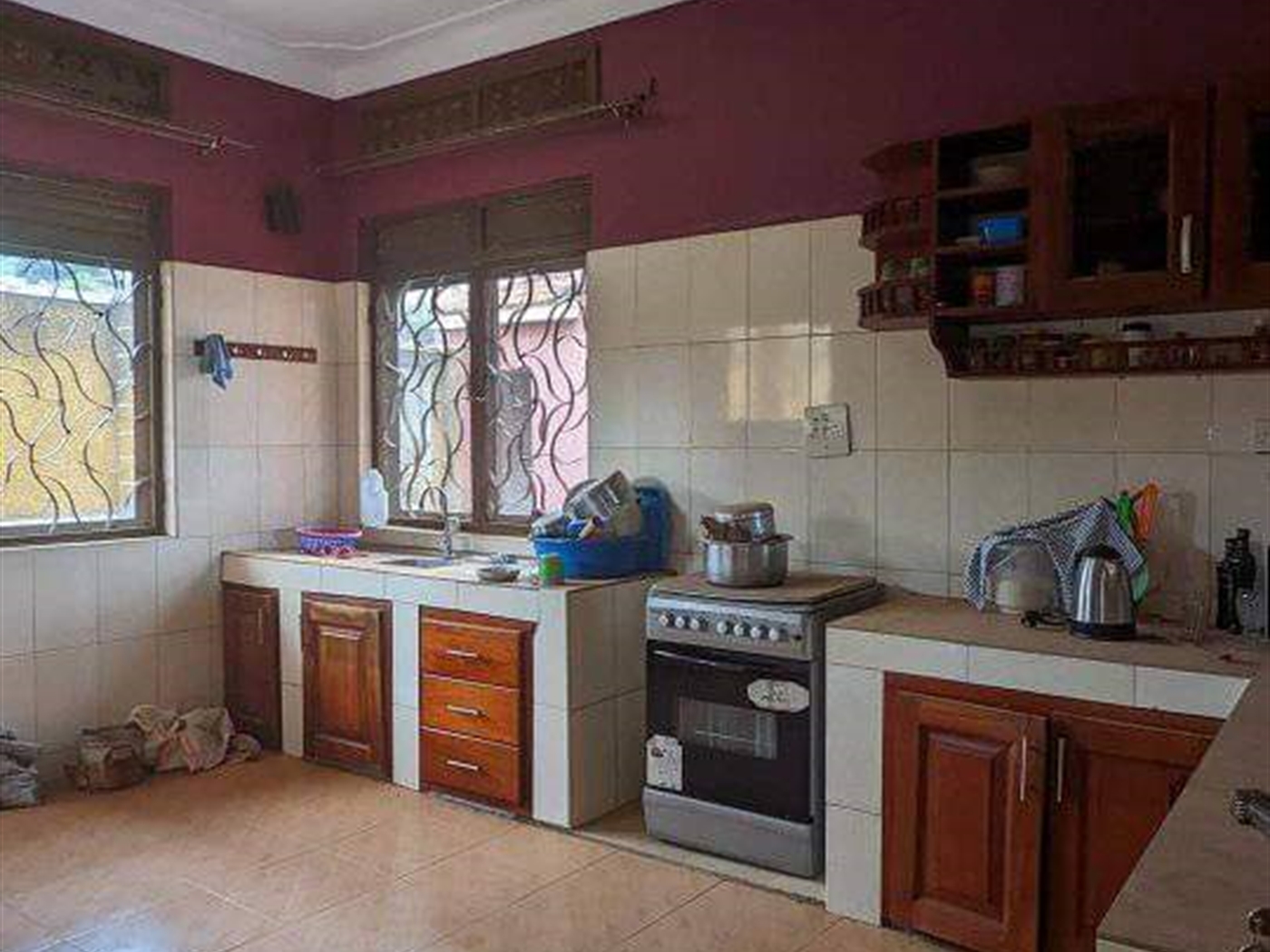 Bungalow for rent in Kira Wakiso