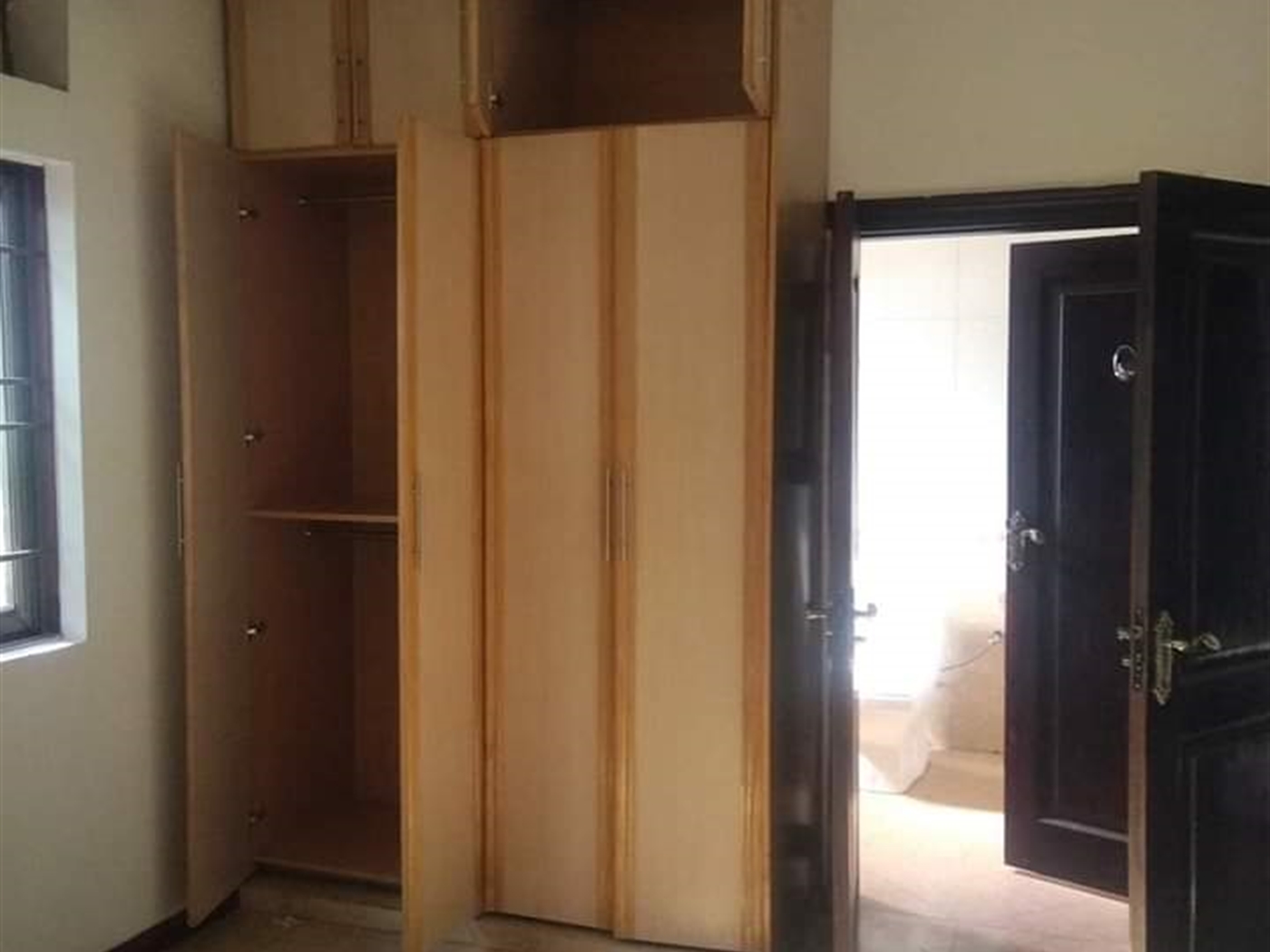 Apartment for rent in Kiwaatule Kampala