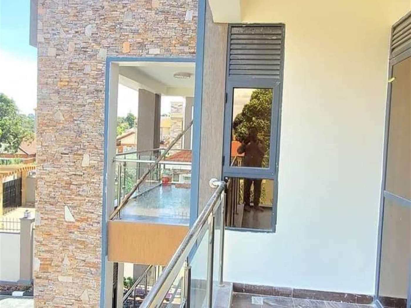 Storeyed house for sale in Munyonyo Kampala