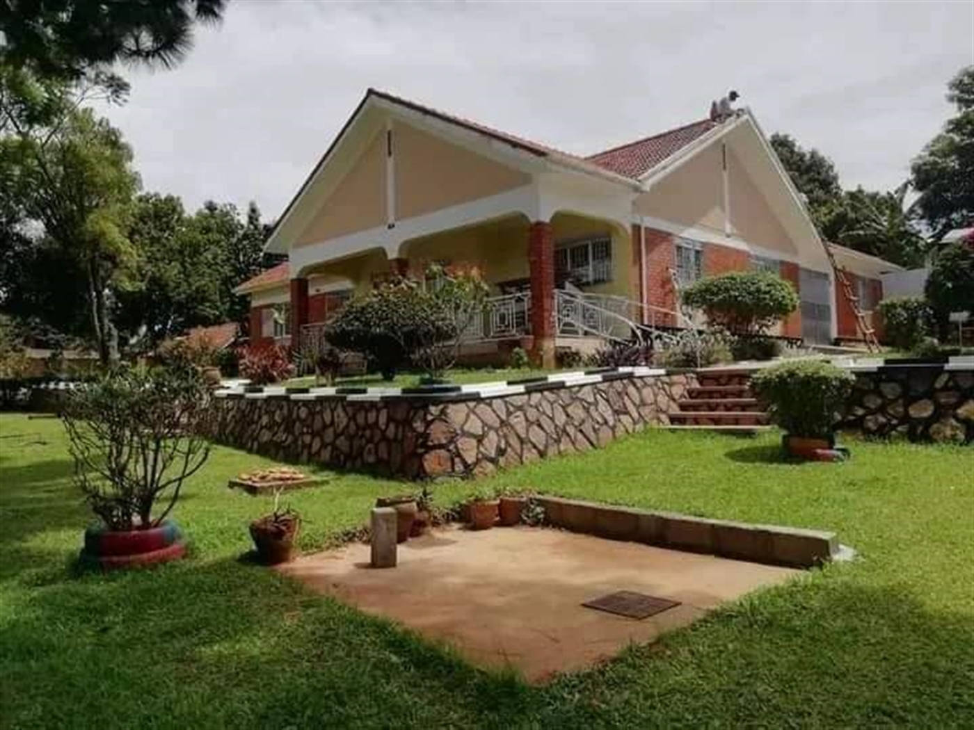 Bungalow for sale in Entebbe Wakiso