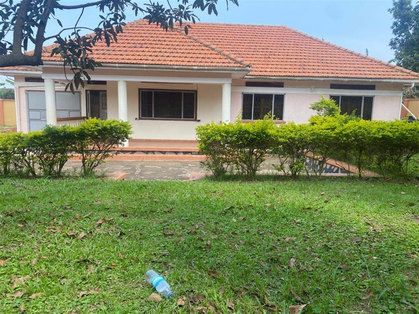 Bungalow for sale in Katabi Wakiso