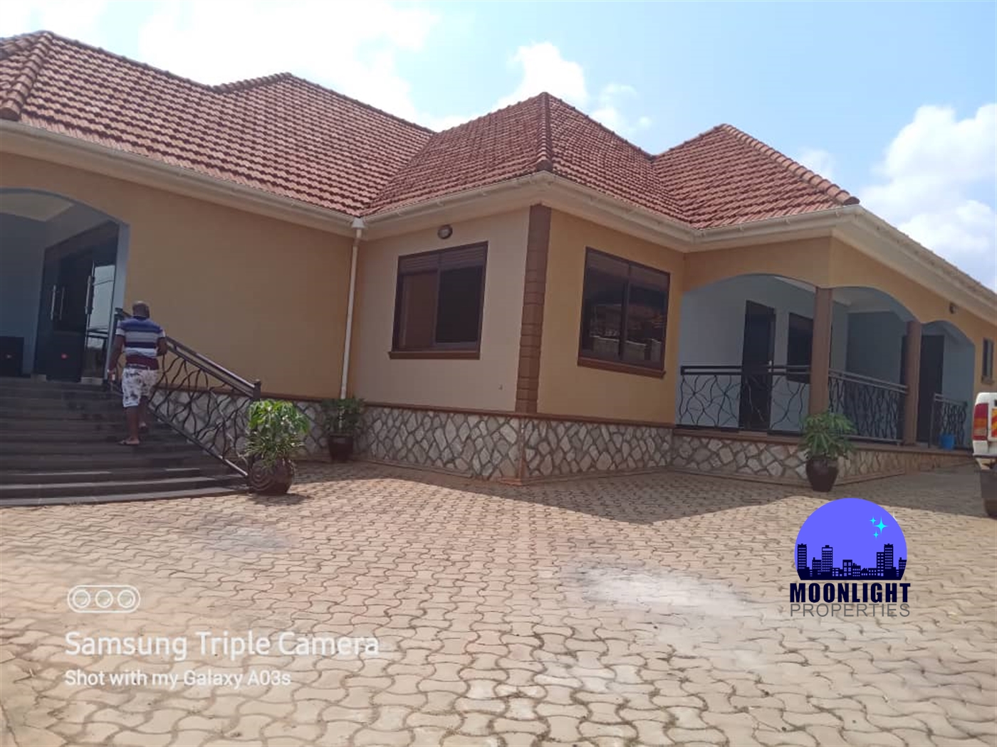 Bungalow for sale in Kyaliwajjala Wakiso