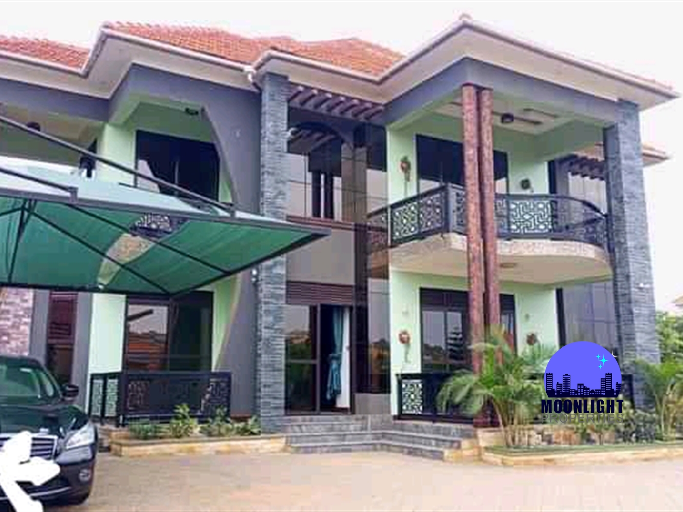 Storeyed house for sale in Najjera Wakiso