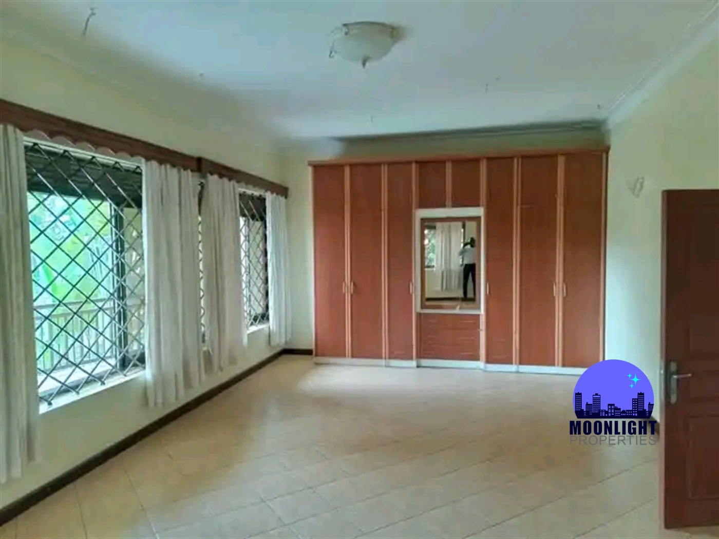 Storeyed house for rent in Ntinda Kampala