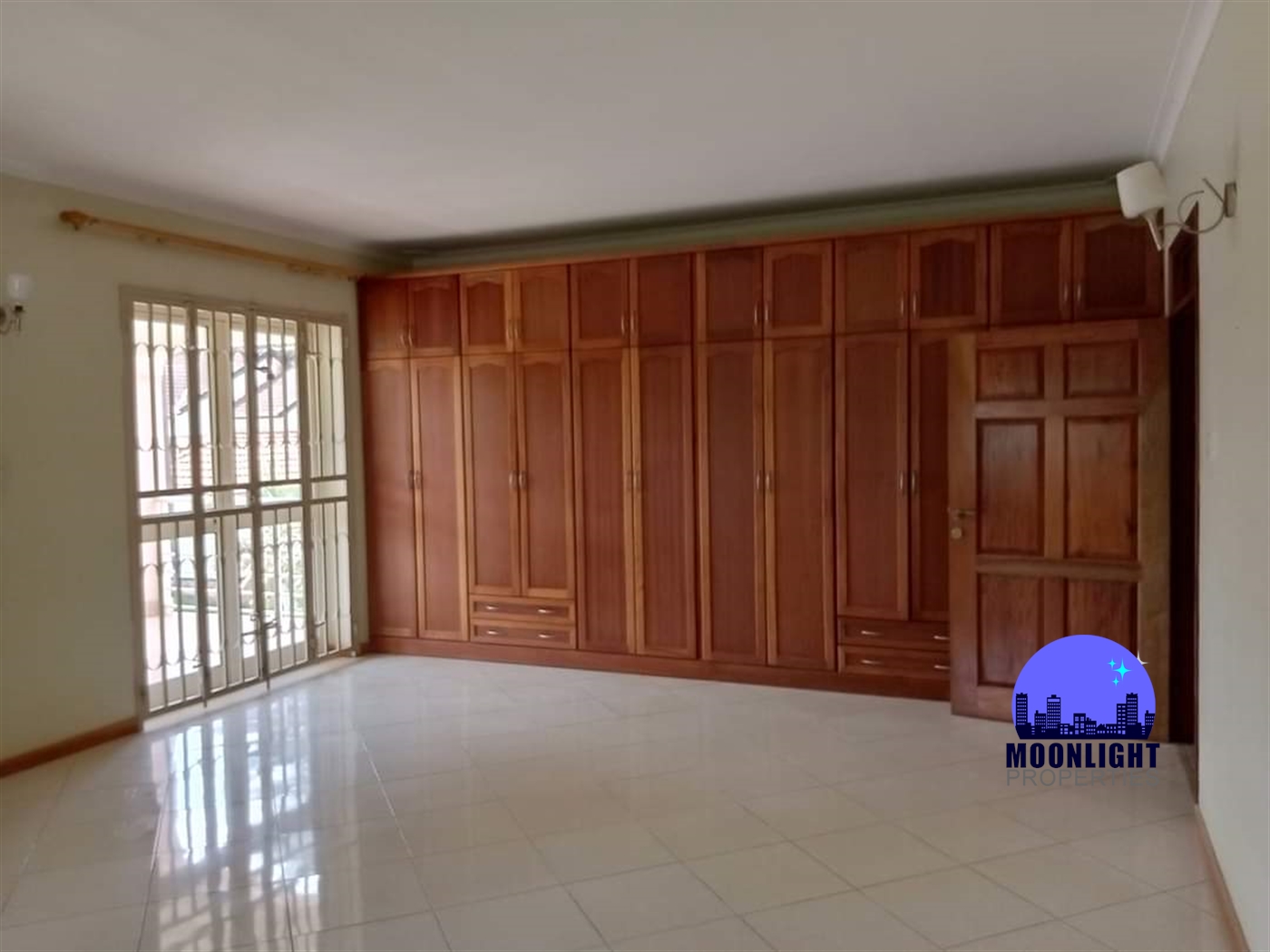 Storeyed house for rent in Naguru Kampala