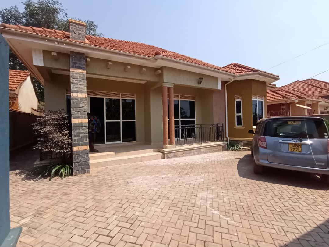 Bungalow for rent in Kira Wakiso