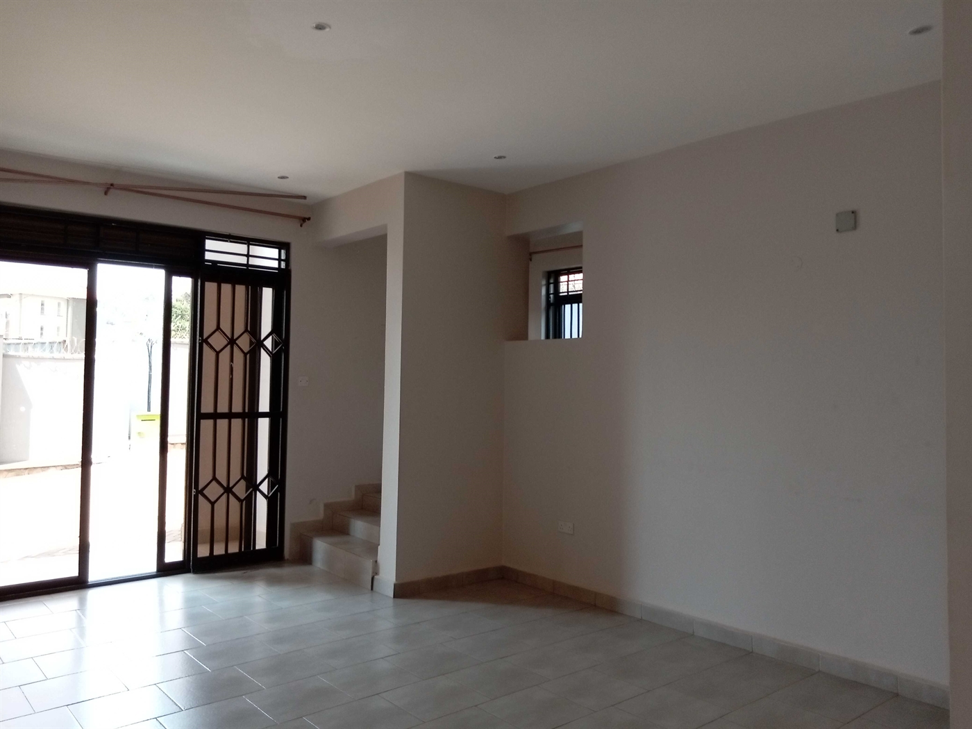 Duplex for rent in Kyanja Kampala