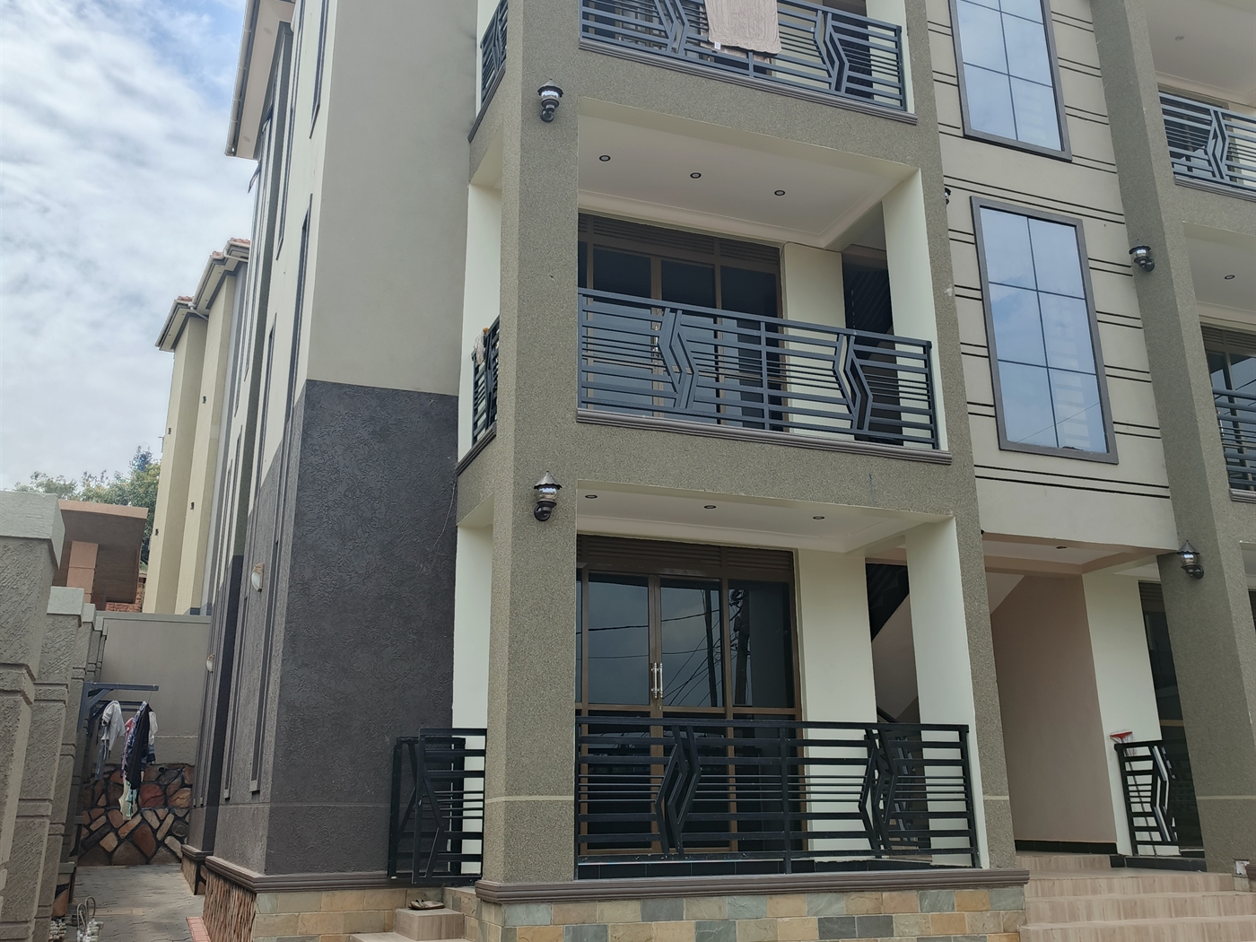 Apartment for rent in Kisaasi Kampala