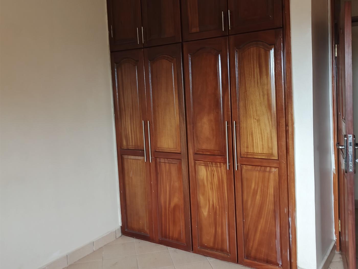 Office Space for rent in Bukoto Kampala