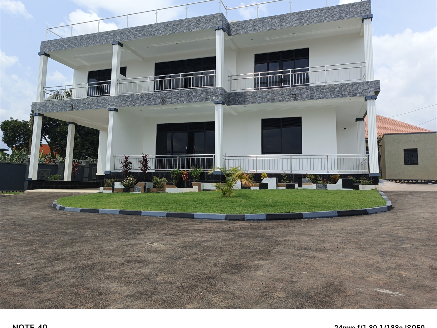 Duplex for sale in Buwaate Wakiso