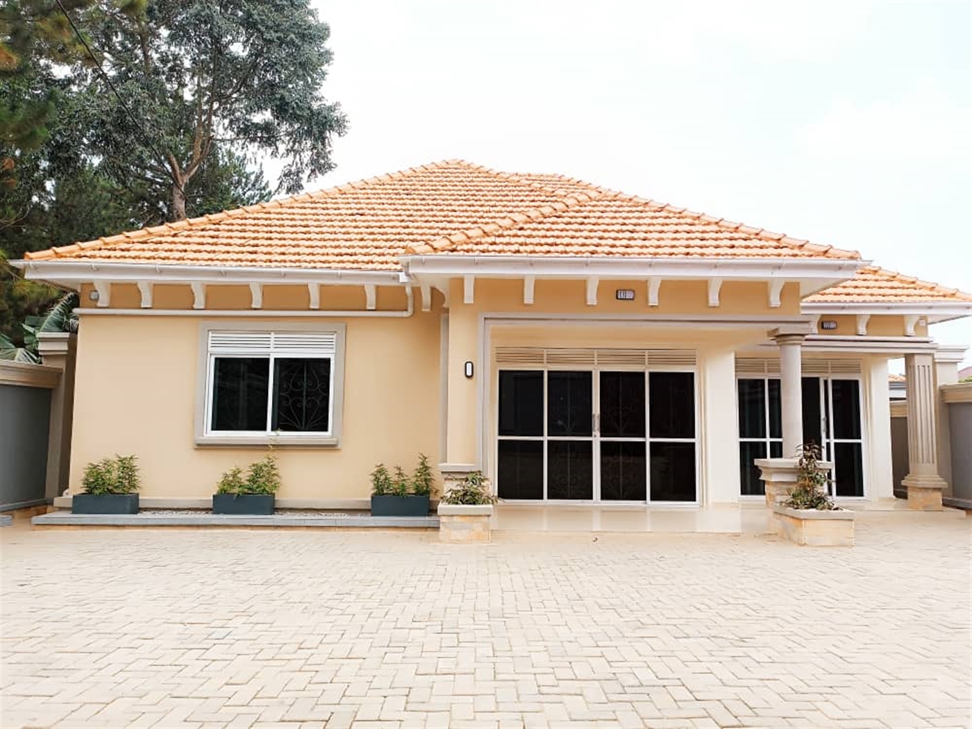 Bungalow for rent in Kira Wakiso