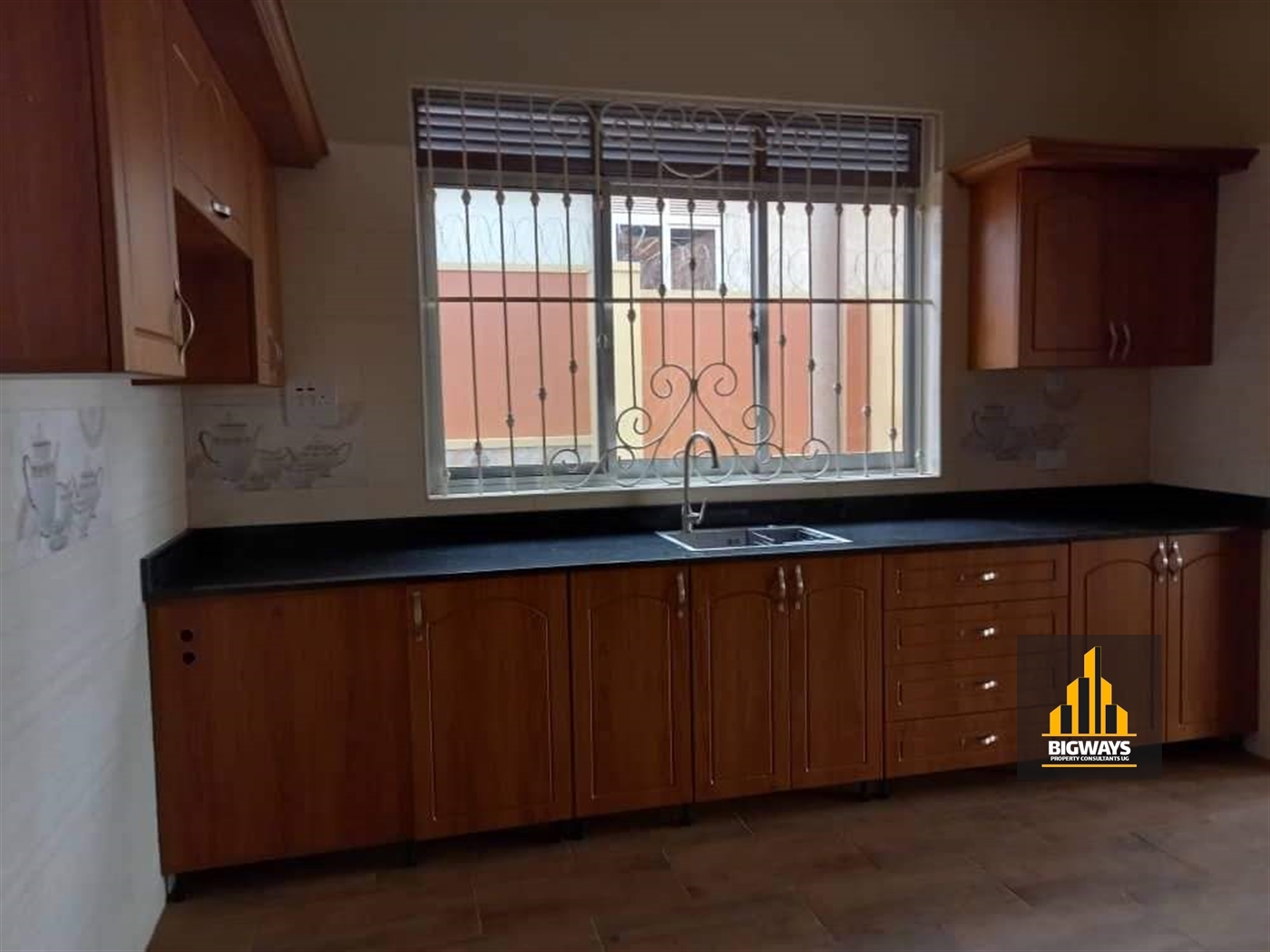 Mansion for sale in Akright Wakiso