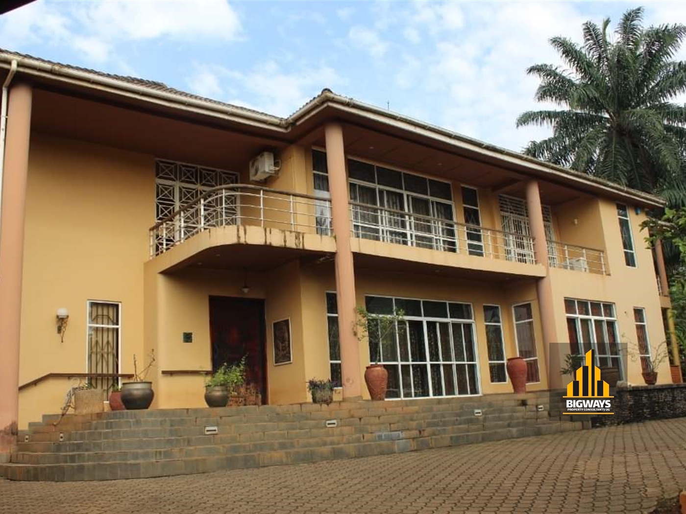 Storeyed house for sale in Kololo Kampala