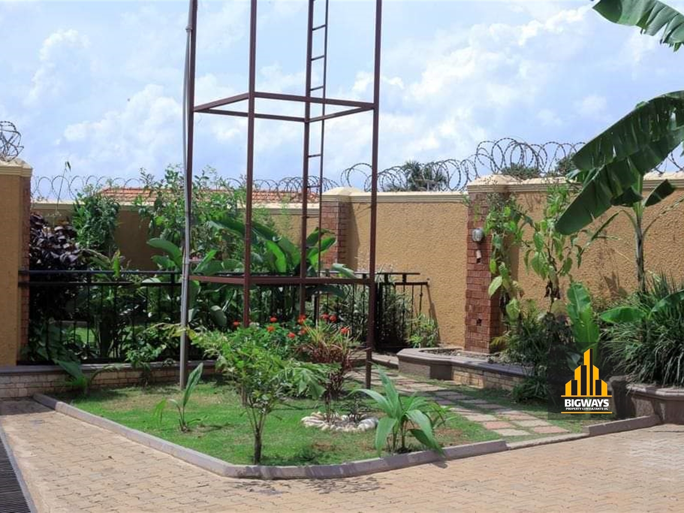 Bungalow for sale in Kulambilo Kampala